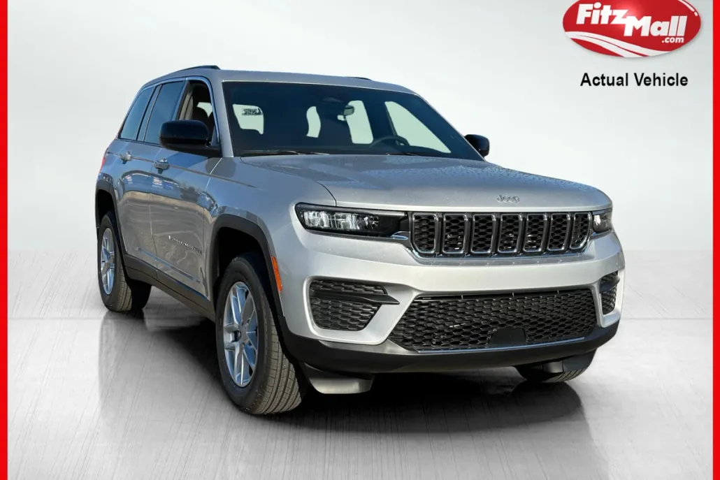 2025 Jeep Grand Cherokee Laredo X photo 1