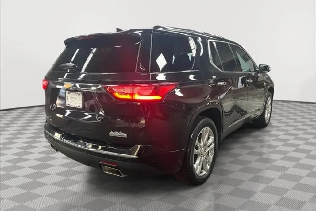 2021 Chevrolet Traverse High Country photo 1