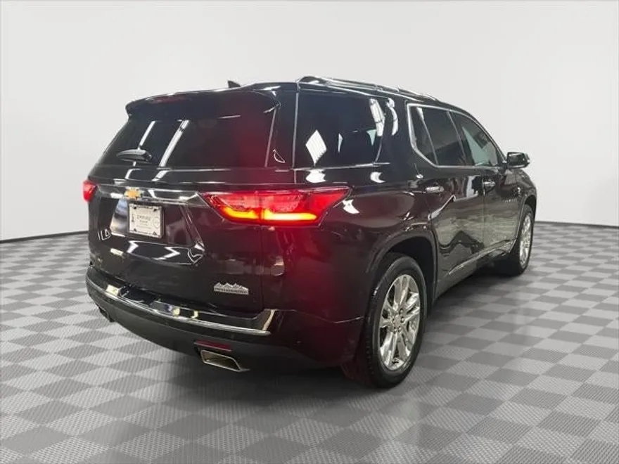 2021 Chevrolet Traverse High Country photo 1