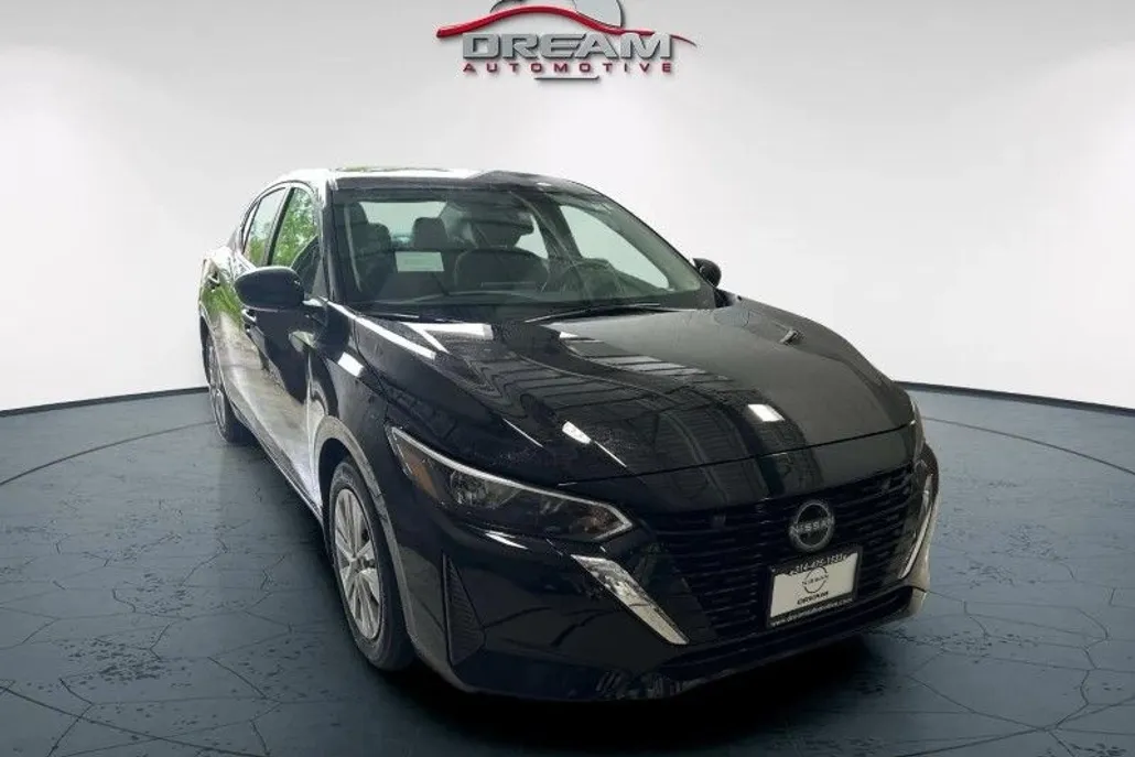2025 Nissan Sentra S photo 1
