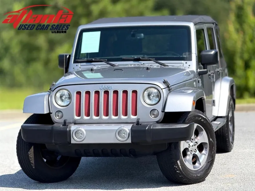 2016 Jeep Wrangler Unlimited Sahara photo 1