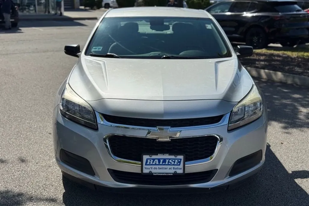 2016 Chevrolet Malibu Limited LS photo 1