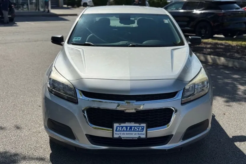 2016 Chevrolet Malibu Limited LS photo 1