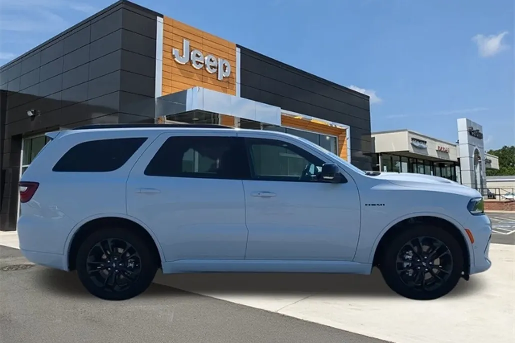 2025 Dodge Durango R/T Plus photo 1