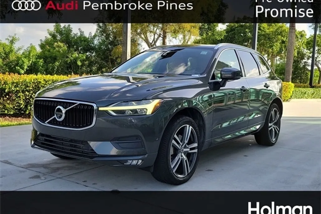 2019 Volvo XC60 T5 Momentum photo 1