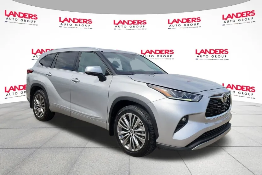 2021 Toyota Highlander Platinum photo 1