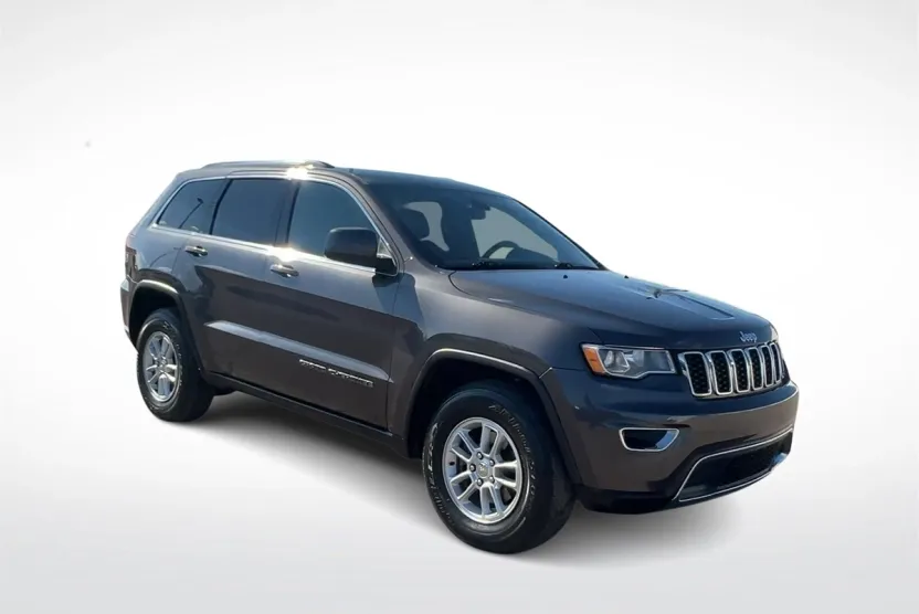 2020 Jeep Grand Cherokee Laredo E photo 1