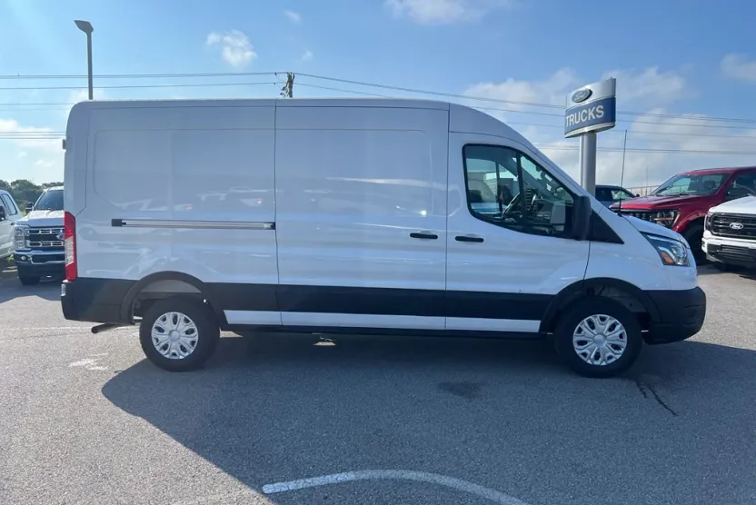 2025 Ford Transit Cargo Van photo 1