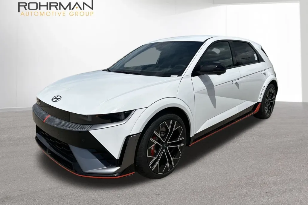 2025 Hyundai Ioniq N photo 1