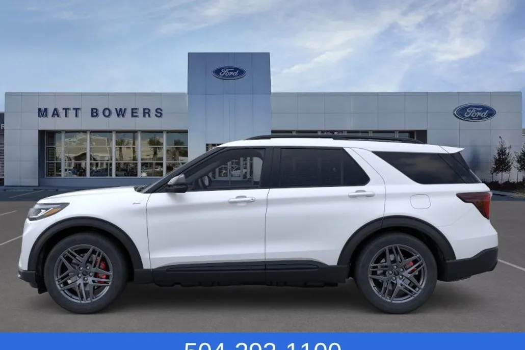 2025 Ford Explorer ST-Line photo 1