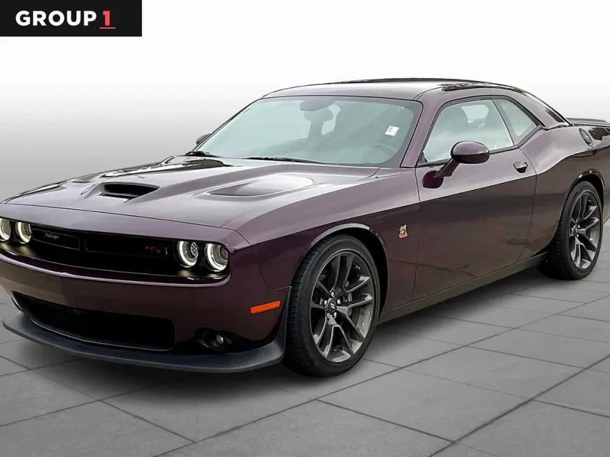 2022 Dodge Challenger R/T Scat Pack photo 1