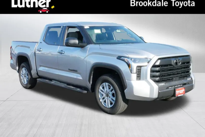 2025 Toyota Tundra SR5 photo 1