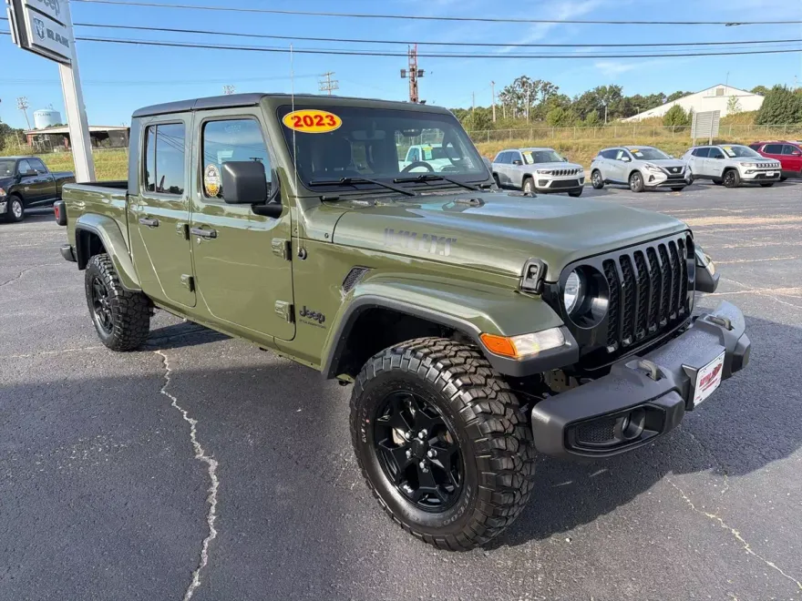 2023 Jeep Gladiator Sport photo 1
