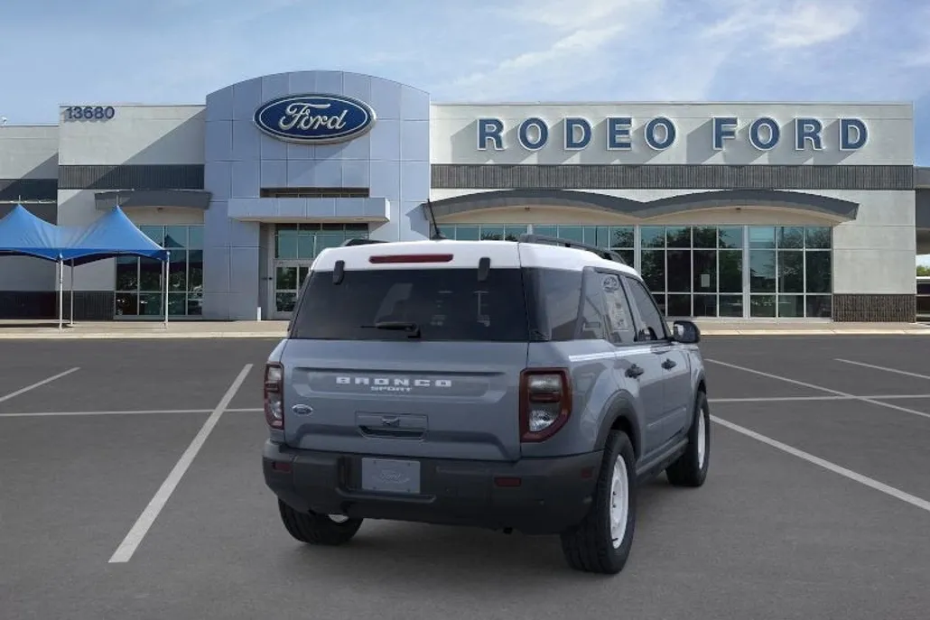 2025 Ford Bronco Sport Heritage photo 1