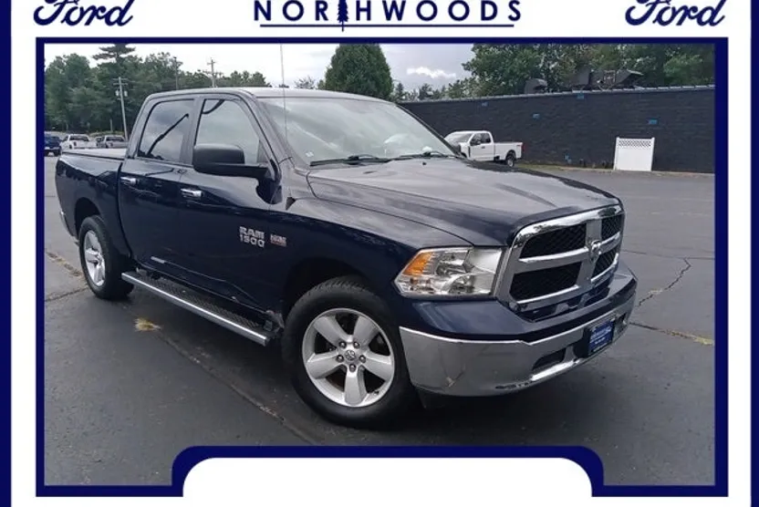 2017 Ram 1500 SLT photo 1