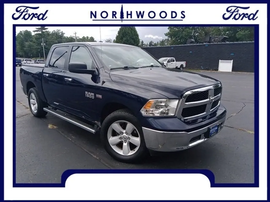 2017 Ram 1500 SLT photo 1