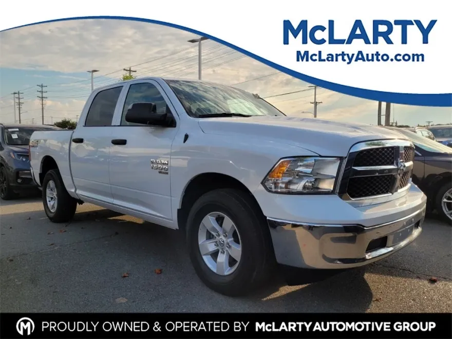 2023 Ram 1500 Classic SLT photo 1