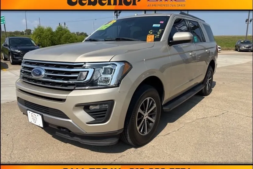 2018 Ford Expedition XLT photo 1
