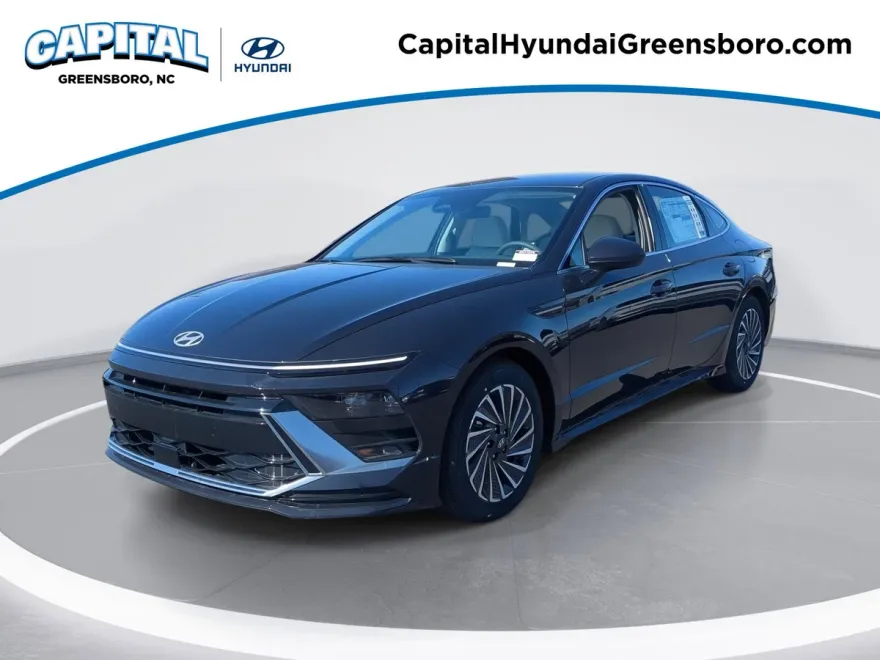 2025 Hyundai Sonata Hybrid SEL photo 1