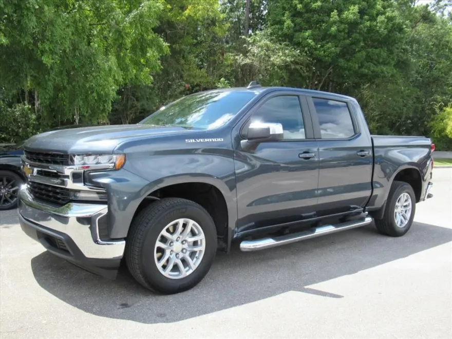 2021 Chevrolet Silverado 1500 LT photo 1