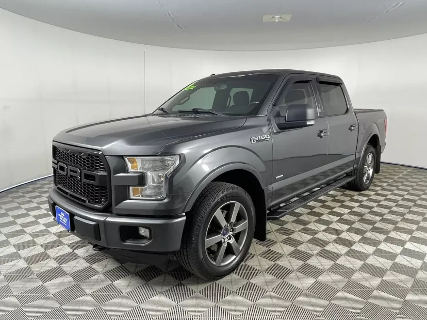 2016 Ford F-150 XLT photo 1