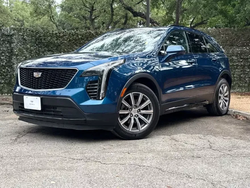 2019 Cadillac XT4 Sport photo 1