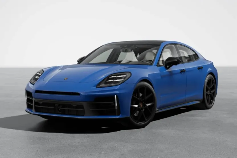 2026 Porsche Panamera 4 photo 1