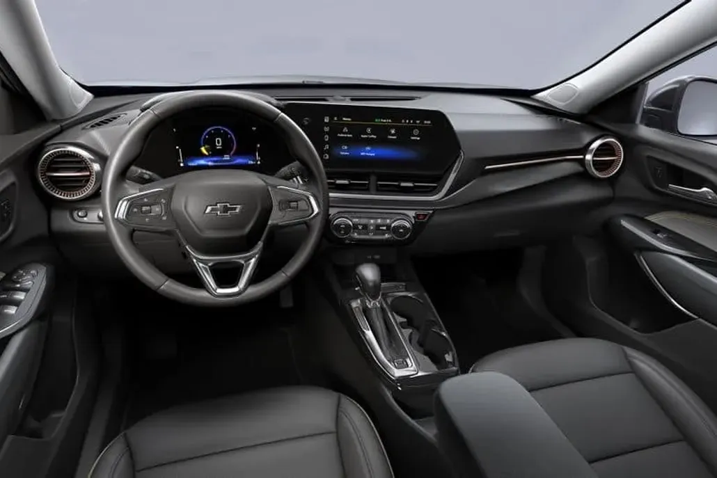 2025 Chevrolet Trax ACTIV photo 1