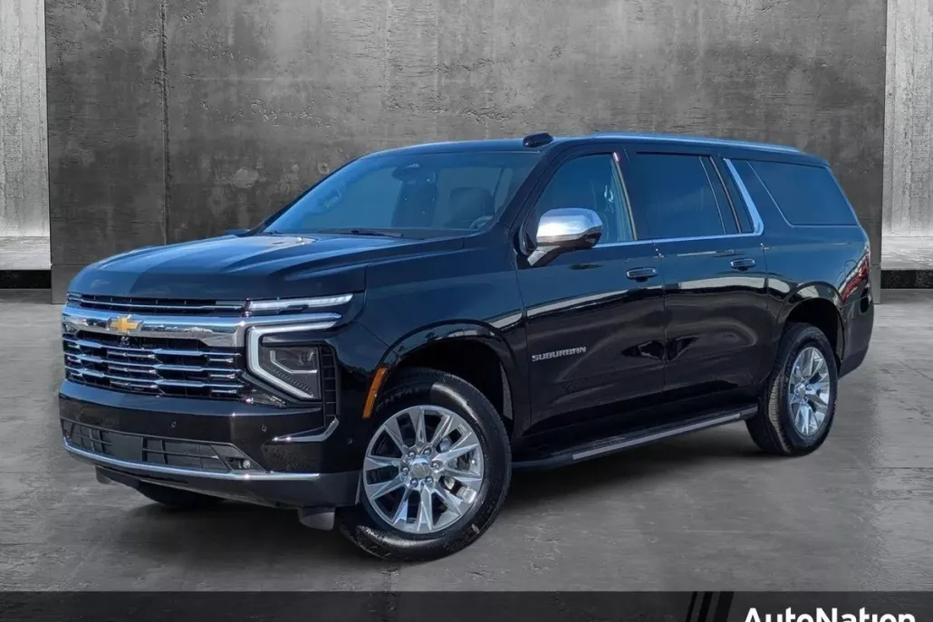2025 Chevrolet Suburban Premier photo 1