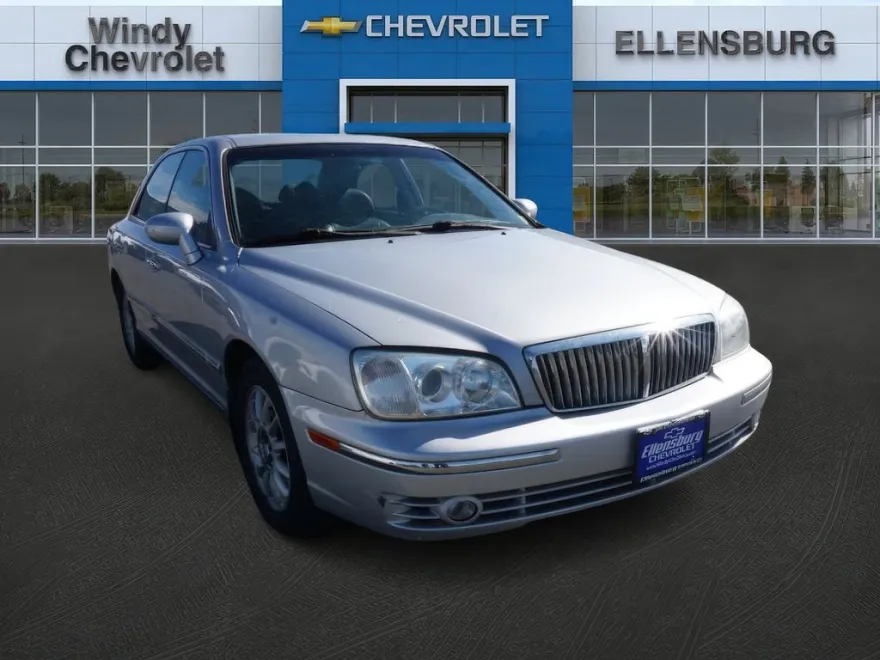 2004 Hyundai XG350 L photo 1
