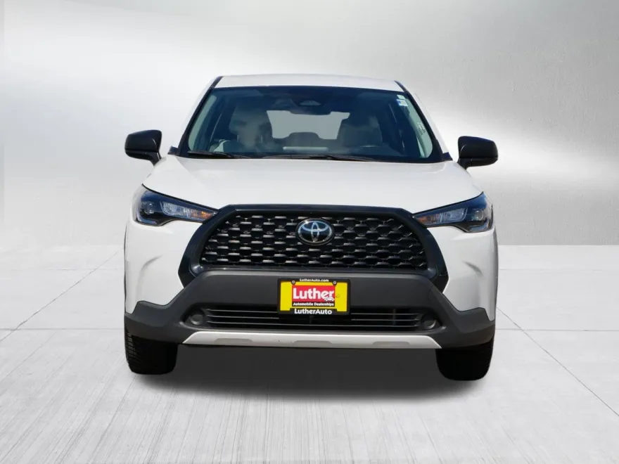 2023 Toyota Corolla Cross L photo 1