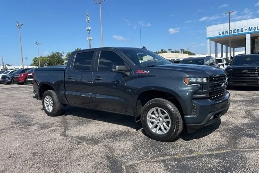 2021 Chevrolet Silverado 1500 RST photo 1