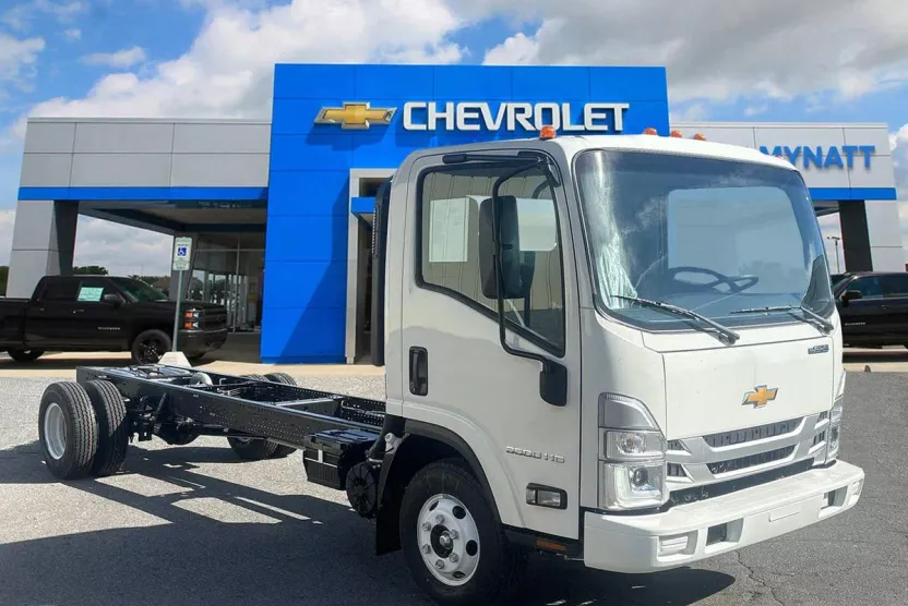 2025 Chevrolet Silverado 3500HD Base photo 1