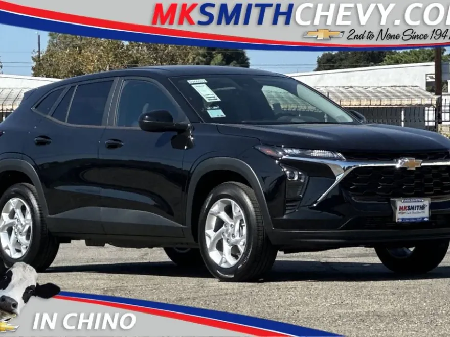 2026 Chevrolet Trax LS photo 1