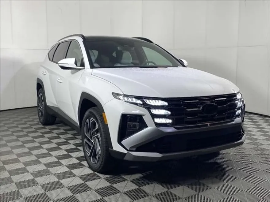 2025 Hyundai Tucson Limited photo 1