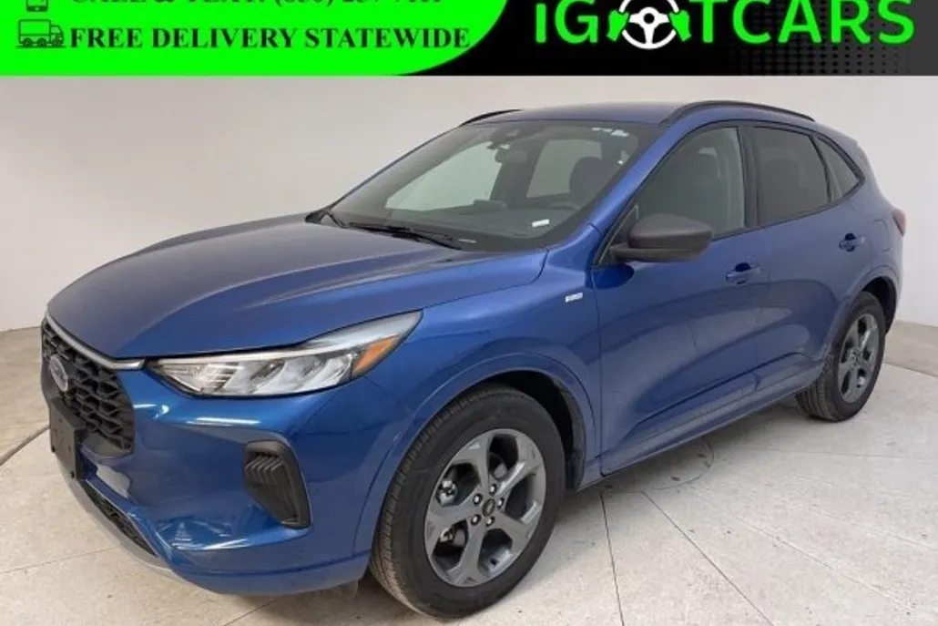 2023 Ford Escape ST-Line photo 1
