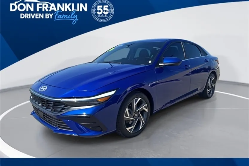 2024 Hyundai Elantra SEL Convenience photo 1