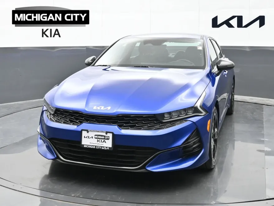 2023 Kia K5 GT-Line photo 1