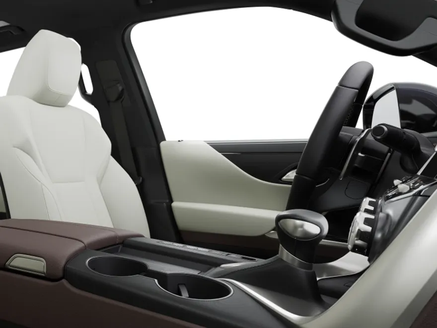 2025 Lexus LX 600 Luxury photo 1