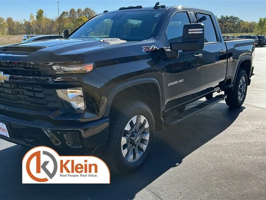 2025 Chevrolet Silverado 2500HD Custom photo 1