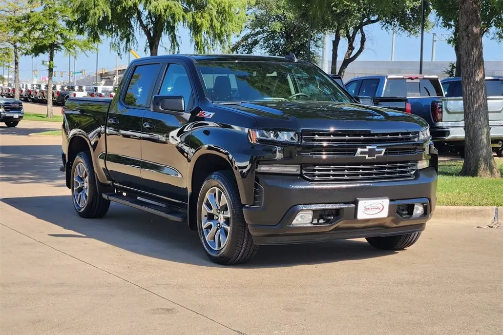 2022 Chevrolet Silverado 1500 RST photo 1