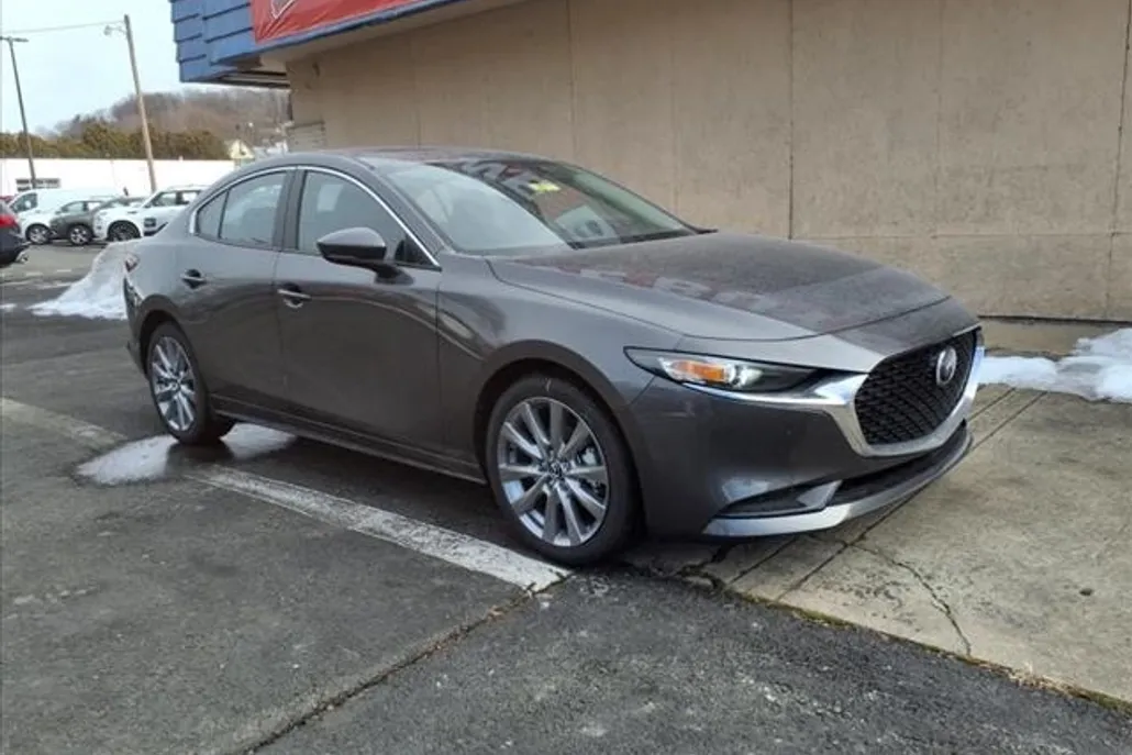 2025 Mazda Mazda3 Sedan 2.5 s Preferred photo 1