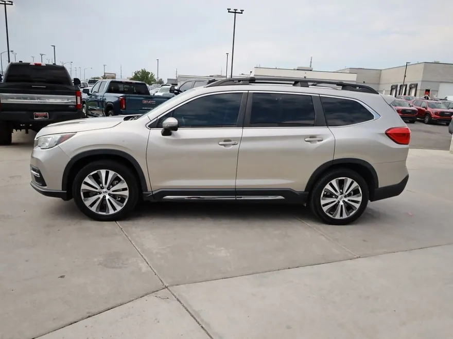 2020 Subaru Ascent Limited photo 1