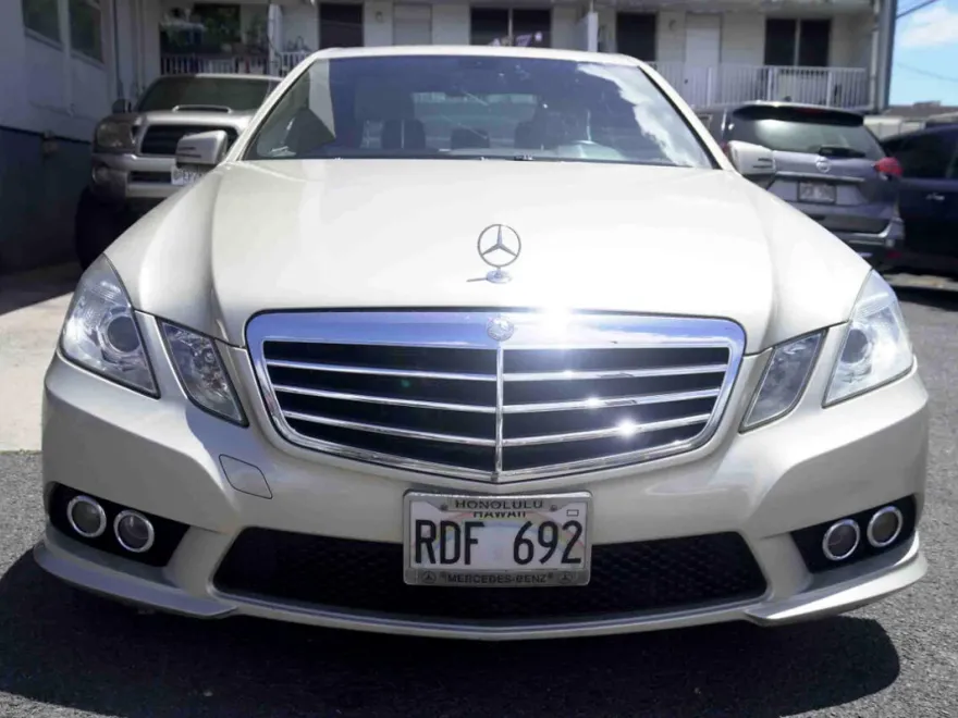 2010 Mercedes Benz E 350 Sport photo 1
