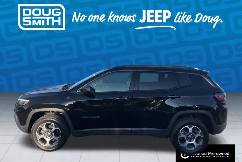 2022 Jeep Compass Trailhawk photo 1