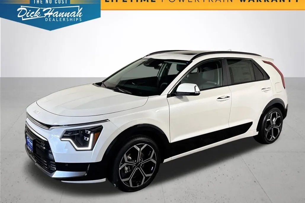 2025 Kia Niro SX Touring photo 1