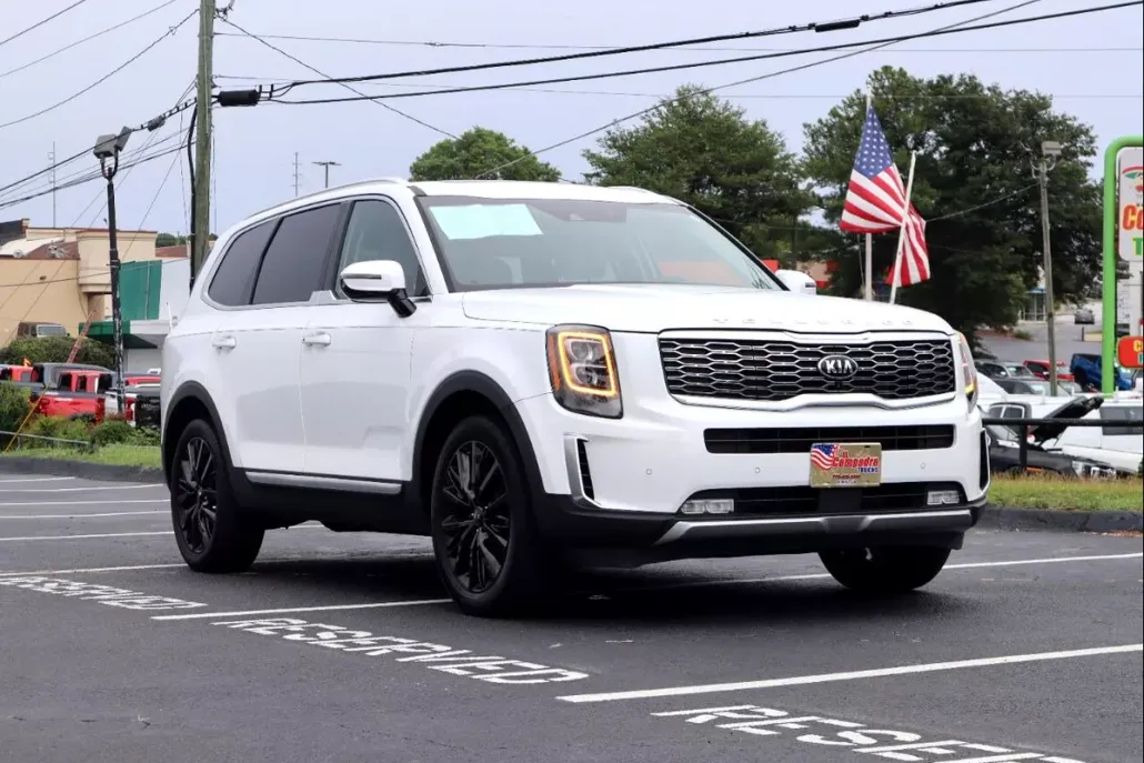2020 Kia Telluride SX photo 1