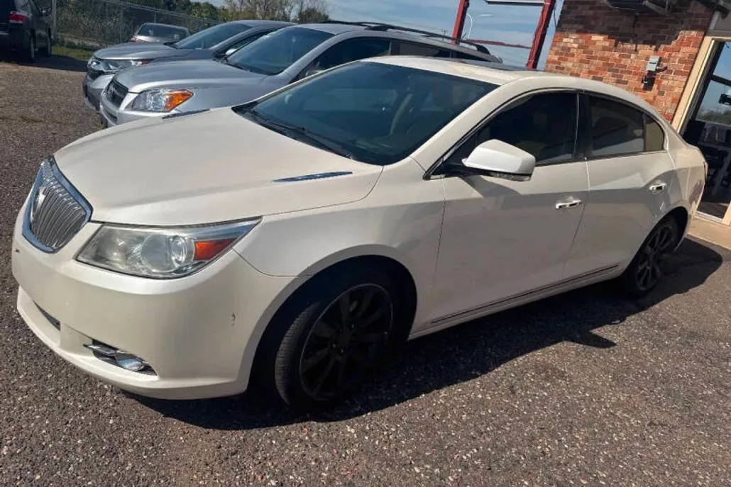 2011 Buick LaCrosse CXS photo 1