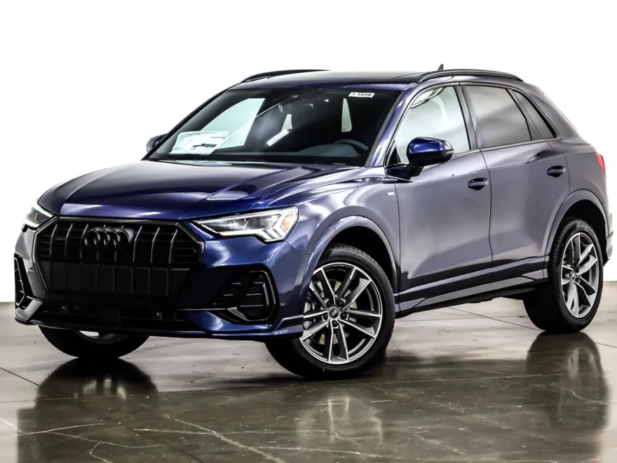 2025 Audi Q3 45 TFSI S line Premium photo 1