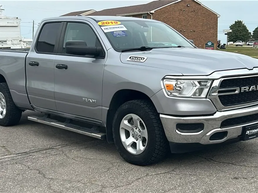 2019 Ram 1500 Tradesman photo 1